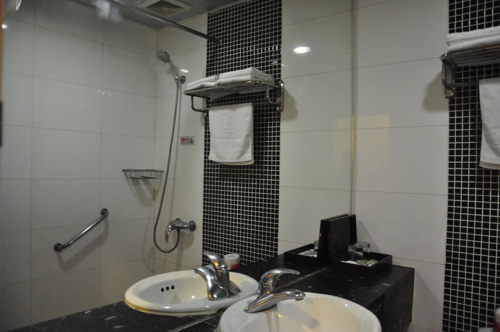 Super 8 Hotel Beijing Shijingshan Jiujiuyuan Pokoj fotografie